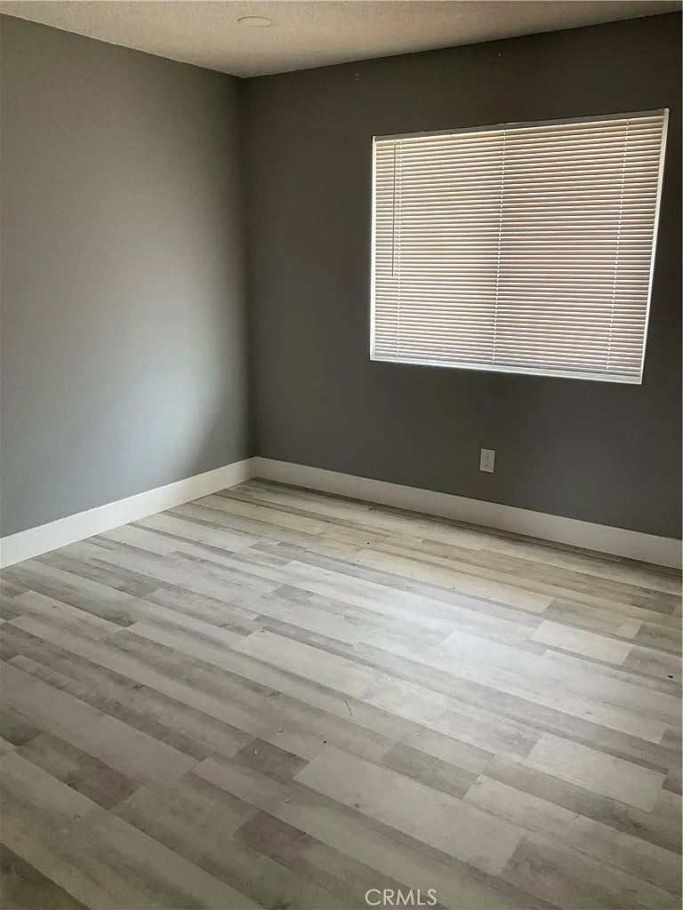 2 bed, 920 sqft, $1,900 — Photo 4
