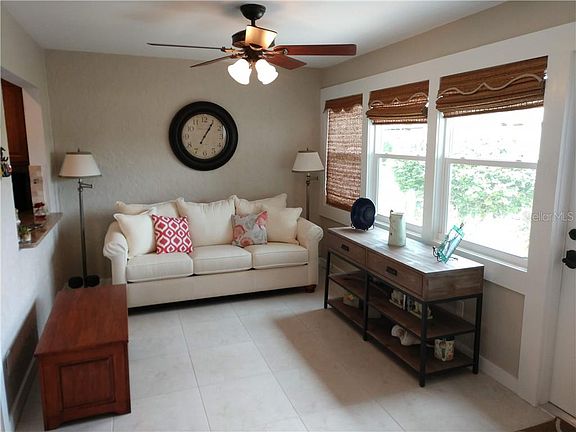 4th image of 602 Bramblewood Ln #187