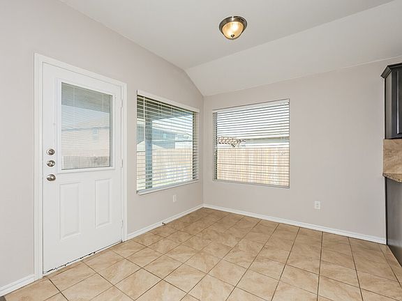 5th image of 8616 Fawn Hill Ct