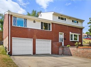 700 Cottonwood Dr, Monroeville, PA