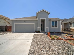 1411 Shadow Ln, Fernley, NV