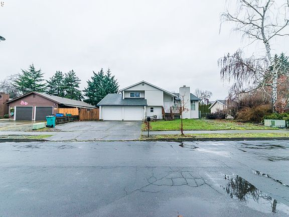 3rd image of 10208 NE 35th St