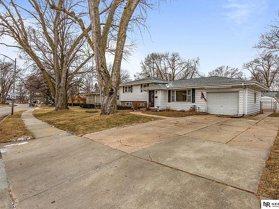 3rd image of 3606 Westgate Rd