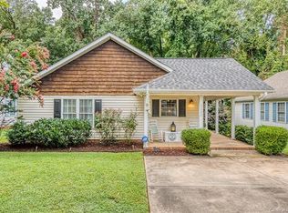 2220 Olde Chantilly Ct, Charlotte, NC 28205