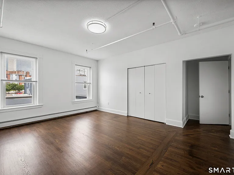 187 Bank St #302 — Photo 9