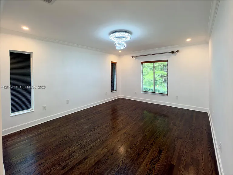 4409 Monserrate St — Photo 8