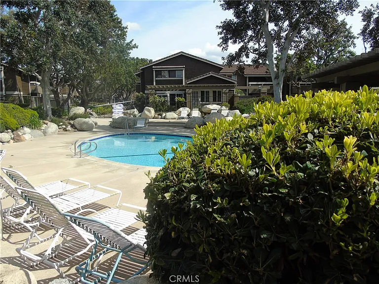 148 Streamwood — Photo 10