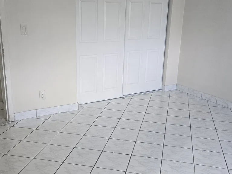 581 Blue Heron Dr #108B — Photo 11