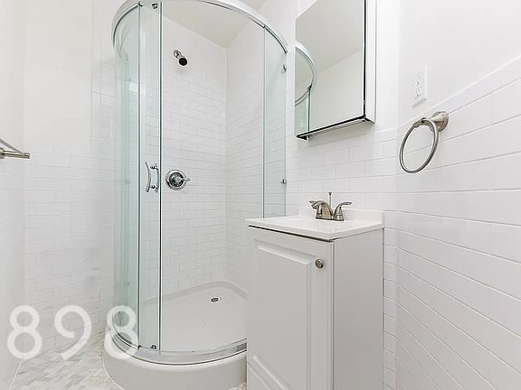 2nd image of 4145 52nd St APT 1H