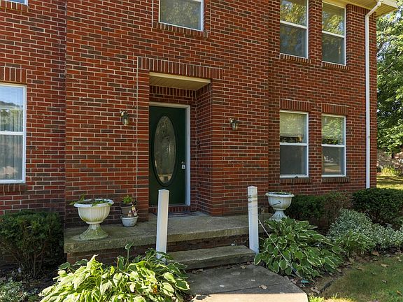 5th image of 6102 Sequoia Dr