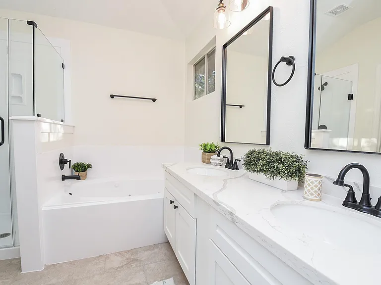 134 N Magnolia Pond Pl — Photo 29