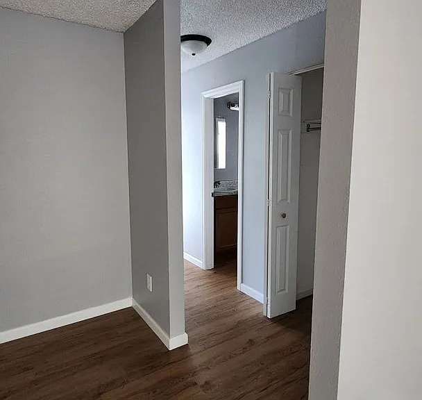 Myers Court — Photo 15
