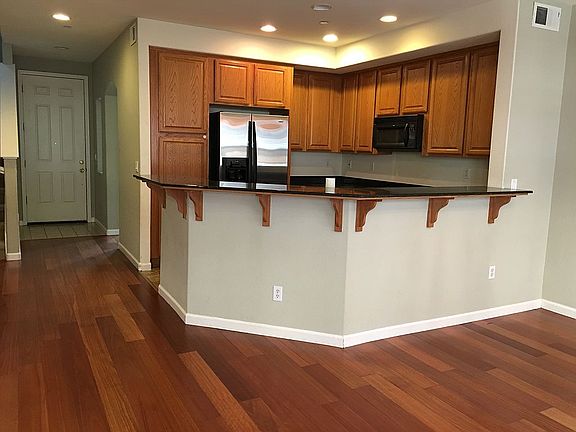 2nd image of 625 Adeline Ave