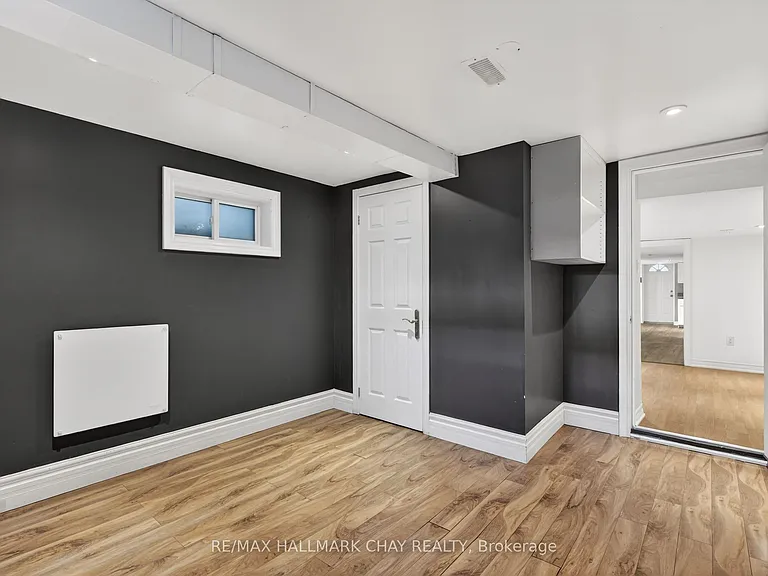 45 Caledonia Rd #LOWER — Photo 17