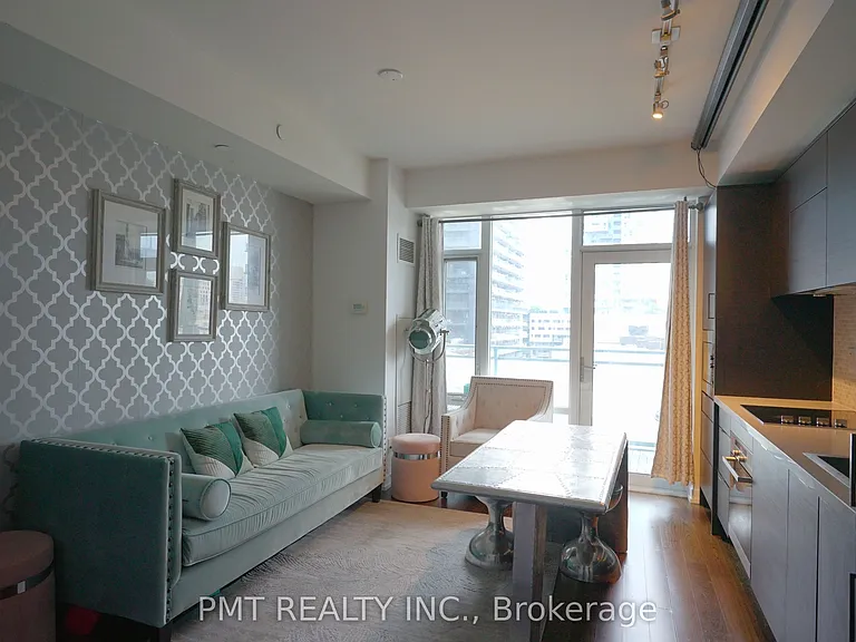 21 Widmer St #803 — Photo 6