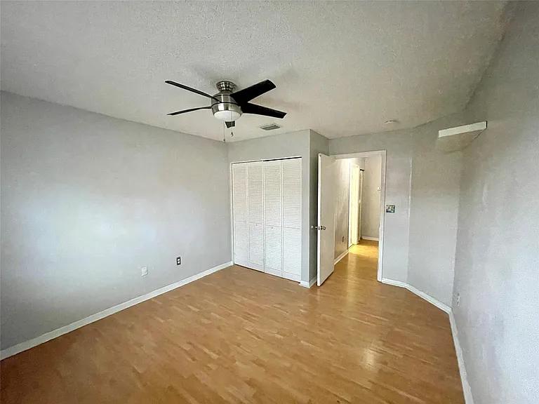10348 SW 20th St — Photo 12