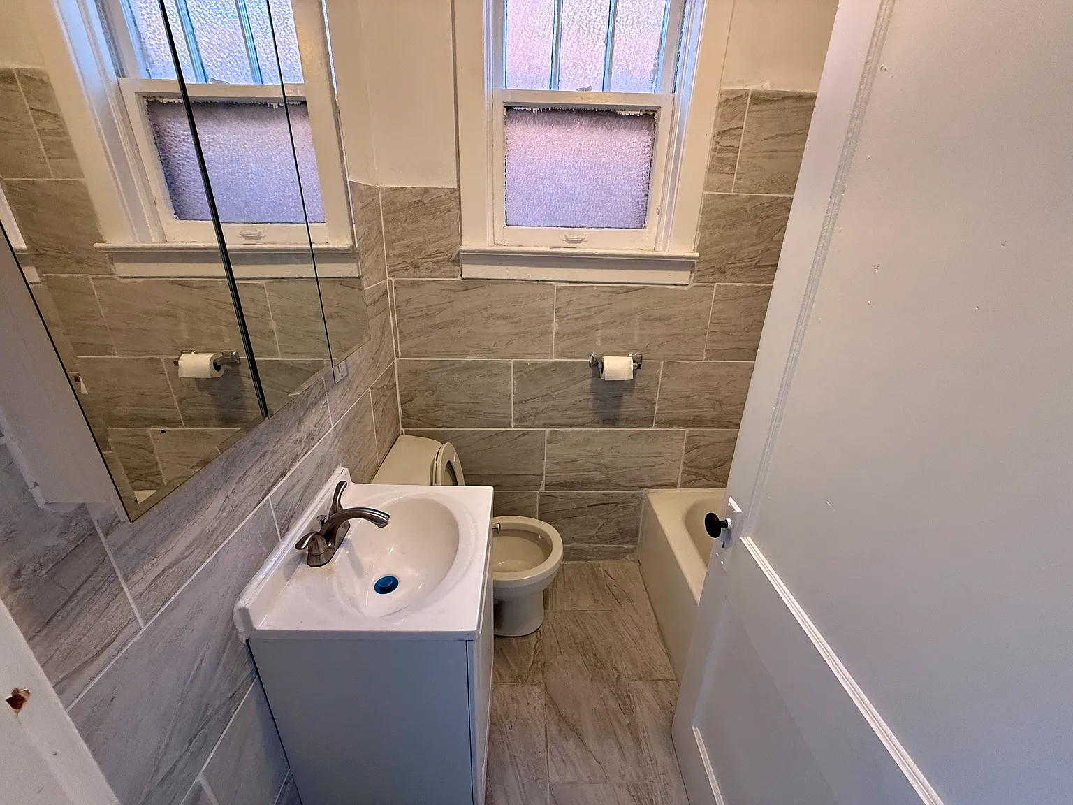 1 bed, 1250 sqft, $800 — Photo 3