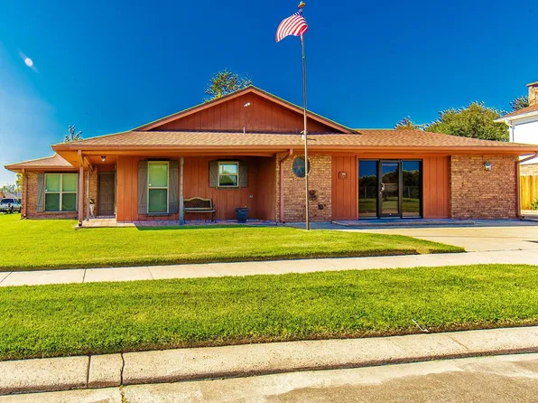 1 Mary Hughes Cir, Houma, LA 70363