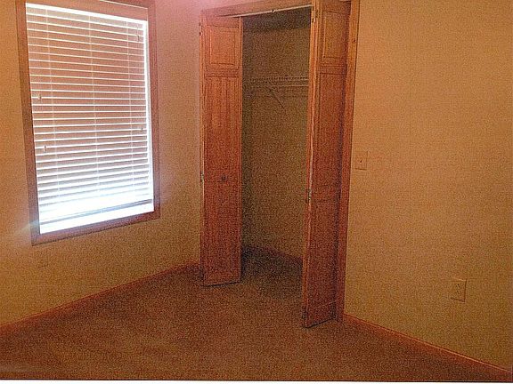 2nd image of 21976 Freedom Dr