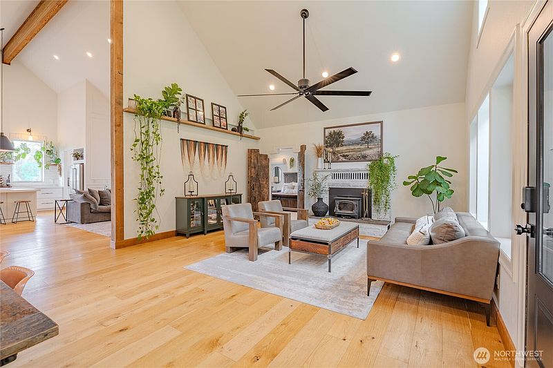 4th image of 10417 NE 299th Street