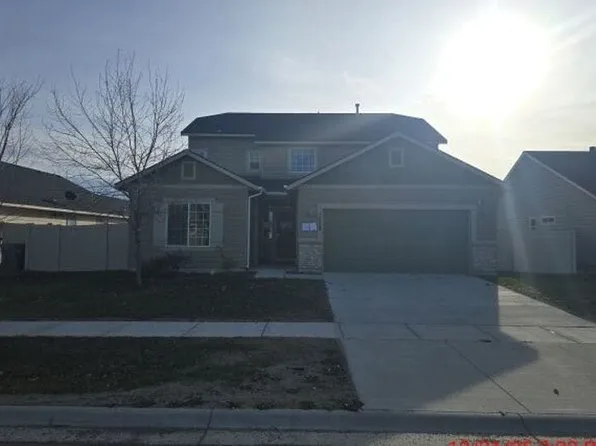 1089 E Grand Hvn, Nampa, ID 83686