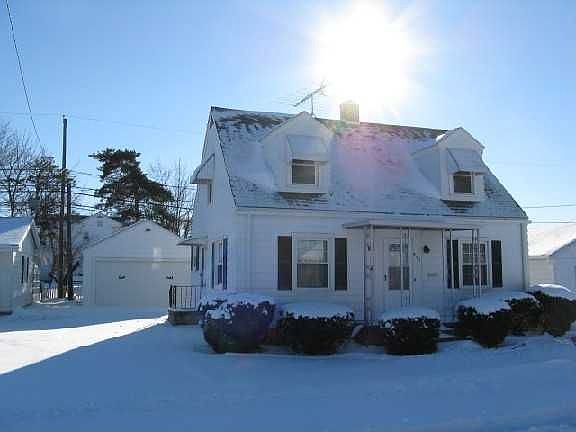 1st image of 431 Colonial Dr