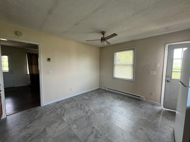 850 Houfnaggle Rd — Photo 9
