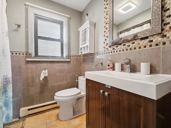 15 Linden Avenue image 14 of 23