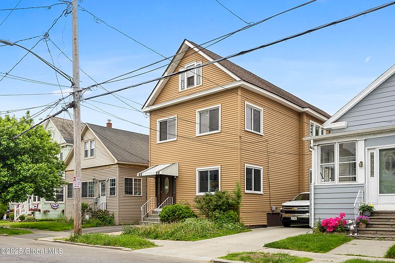 2nd image of 23 Hampton Street