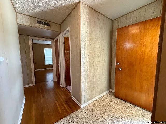 1219 Arroya Vista Dr — Photo 4