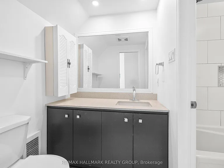 19 Montcalm St #2 — Photo 24