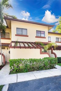 8838 NW 48th St, Sunrise, FL, 33351