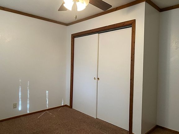 2nd image of 376 Santa Barbara Ln