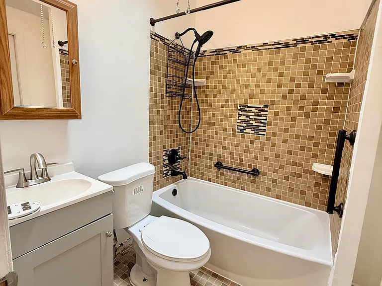 Main Bathroom