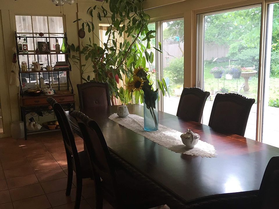 1st image of 1805 La Mesa Dr