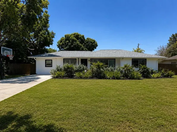 4205 Augustine Ave, Sarasota, FL 34231