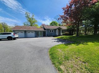 1208 Route 9g, Hyde Park, NY 12538