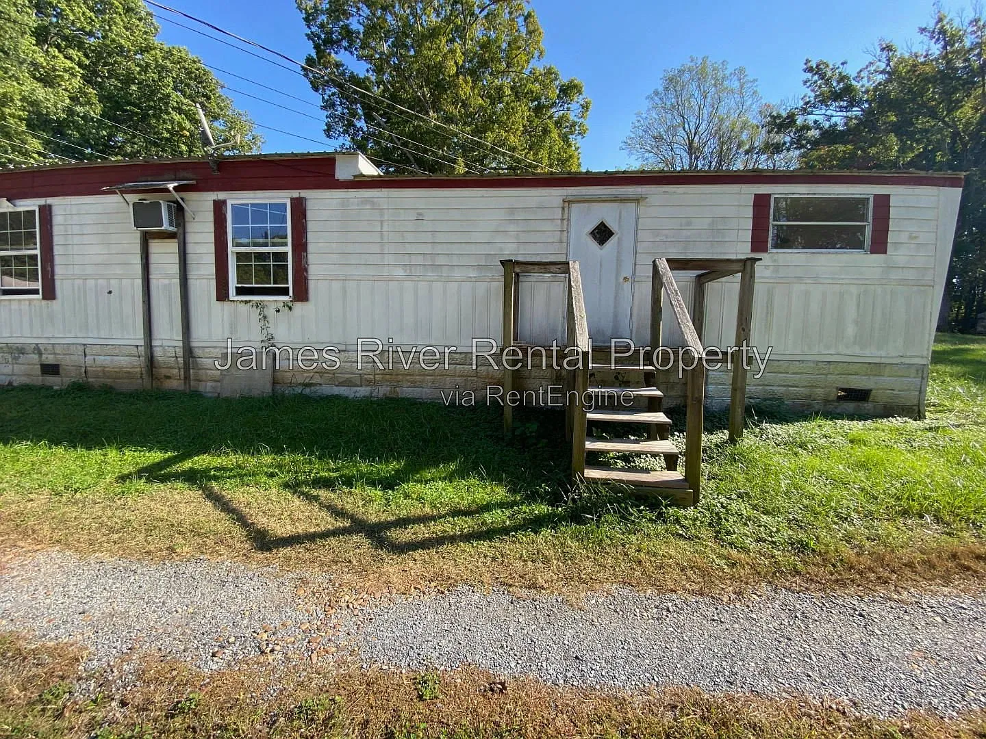 2 bed, 1.0 bath, 750 sqft, $695 — Photo 2