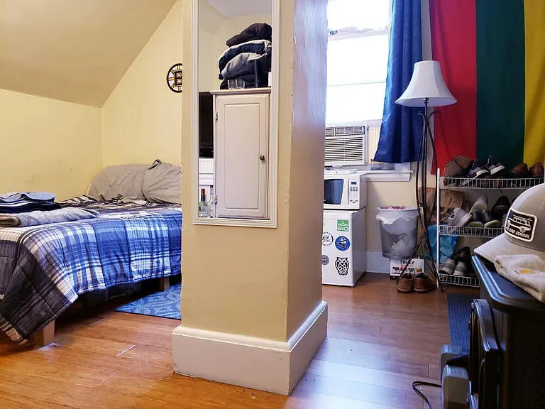 361 Parker St — Photo 7