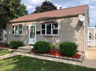 3046 S 68th St, Milwaukee, WI 53219