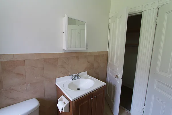 Rented by H.P. Greenfield Real Estate | media 17