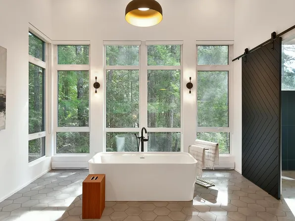 13248 Porters Rd, Sunshine Coast, BC V0N 2H1