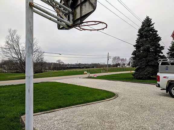Can see USI from driveway