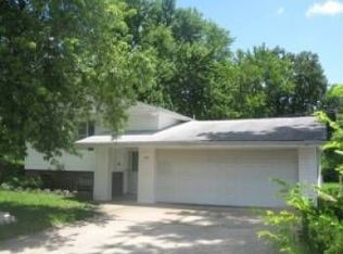 714 Plaza Dr, O'Fallon, MO