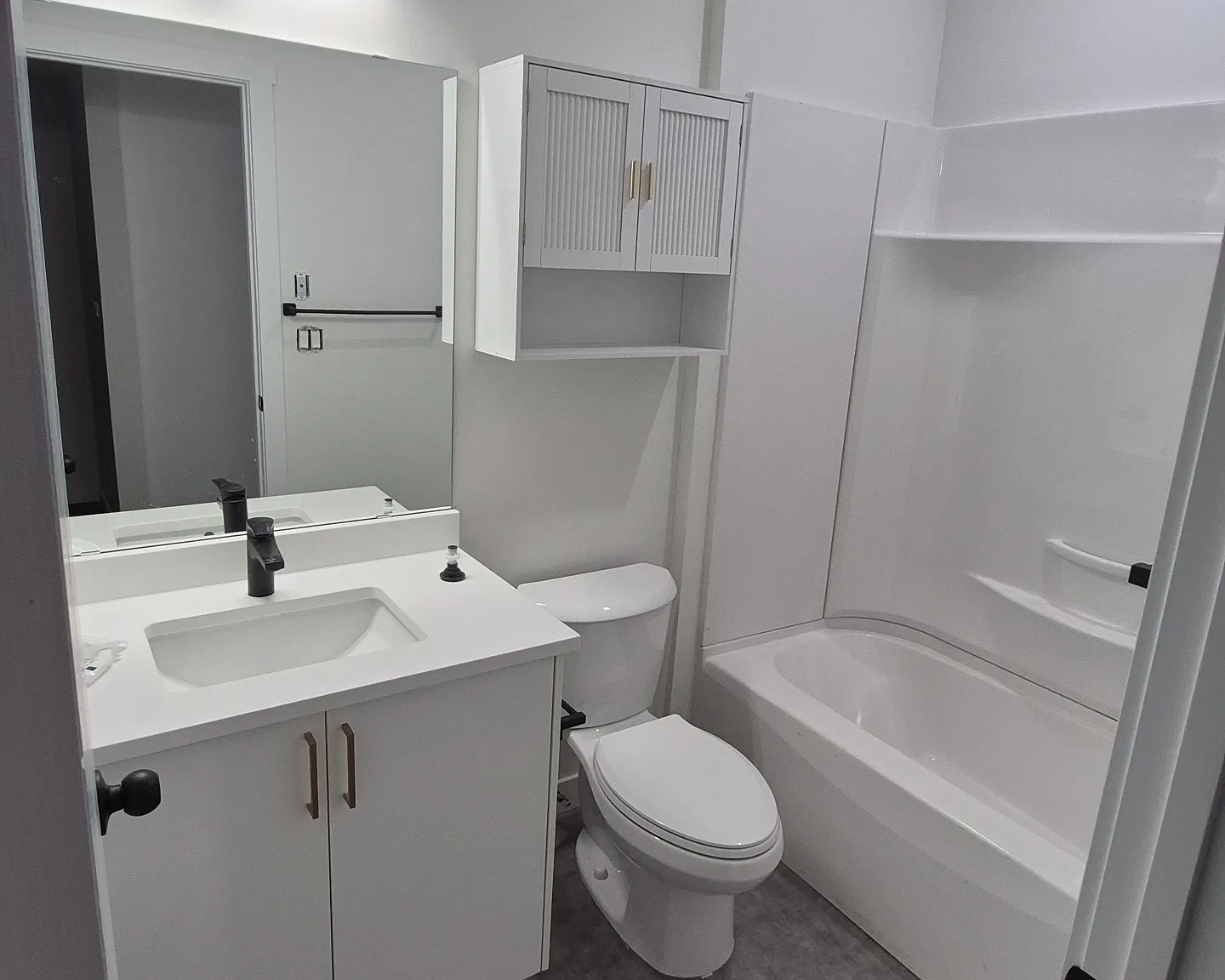 1 bed, 830 sqft, $1,750 — Photo 4
