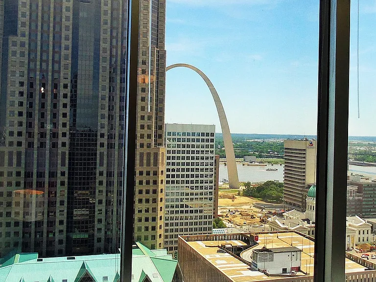 Gallery 720 — Photo 19