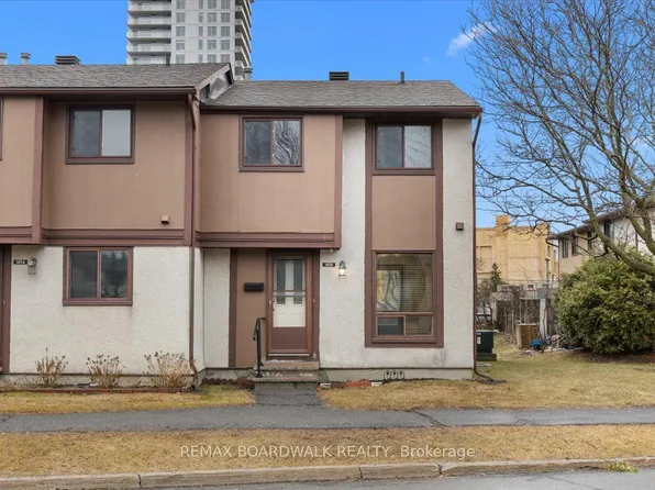 1456 Murdock Gate, Ottawa, ON K1J 8R5