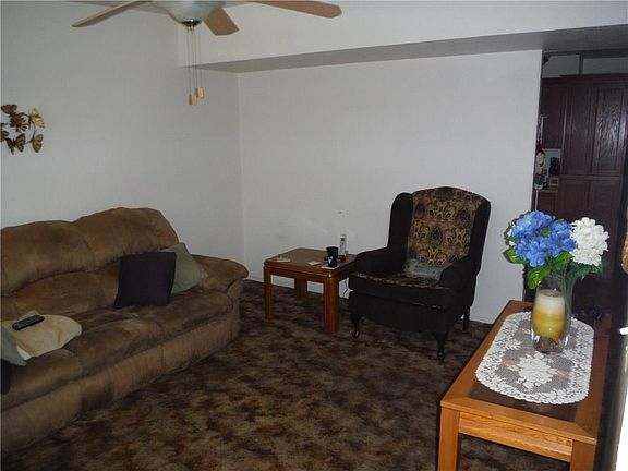 2nd image of 9457 Nottingham Dr