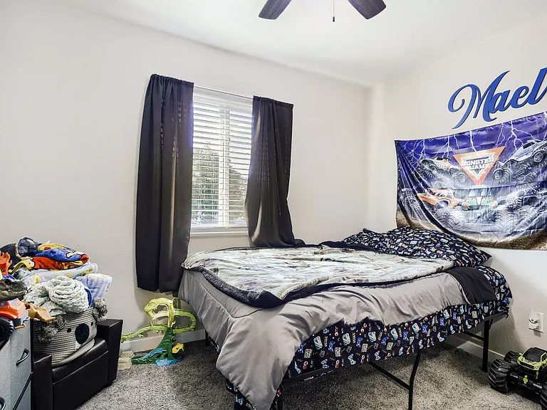 2101 Wedgewood Ct — Photo 10