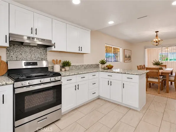 14637 Sequoia Ave, Hesperia, CA 92345